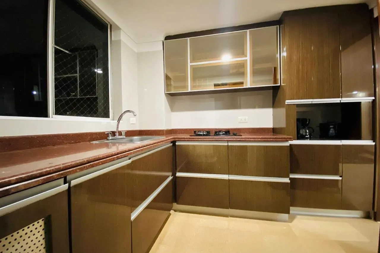 Apartamento Moderno Sector Exclusivo De Medellin Colombia 0*,