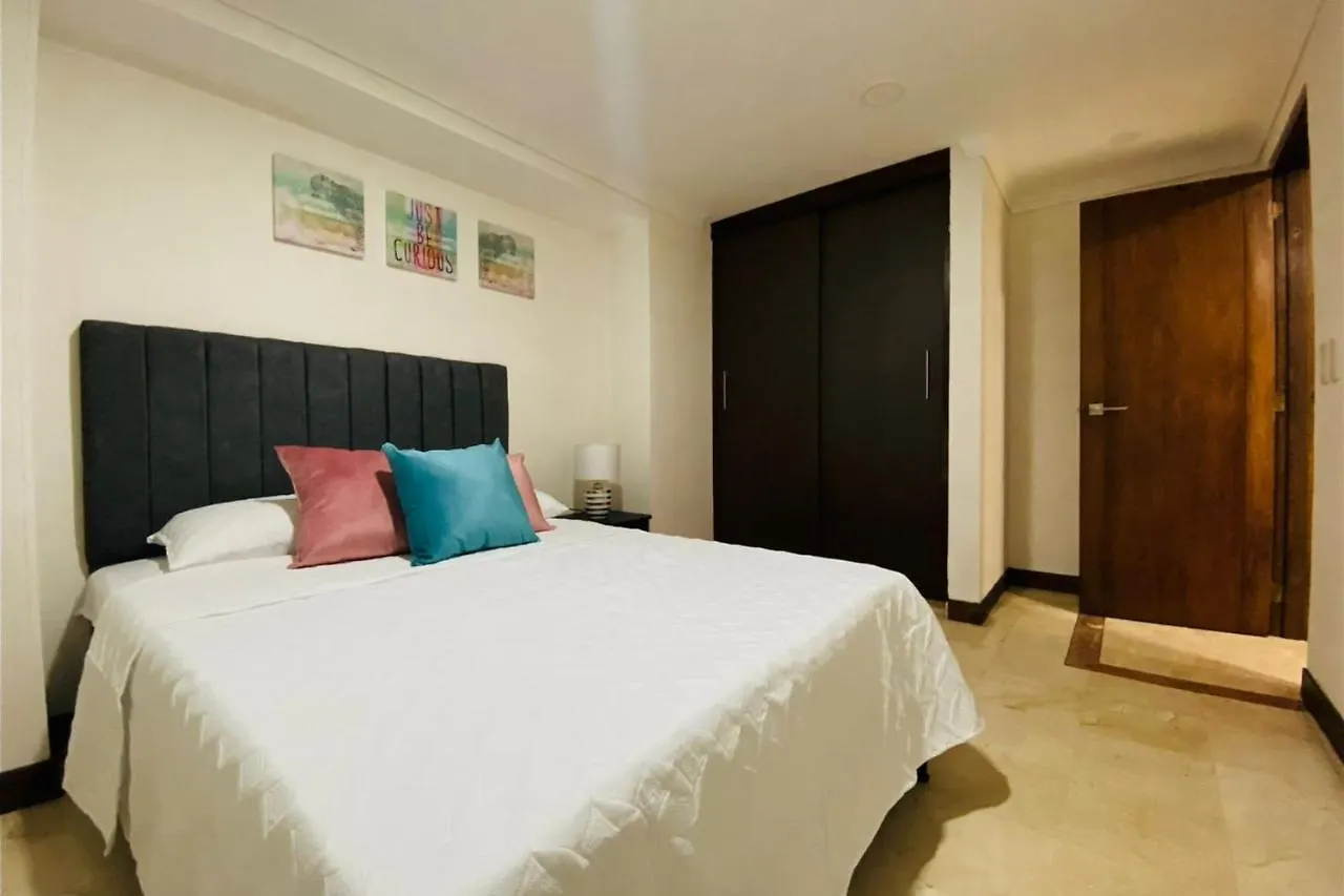 Apartamento Moderno Sector Exclusivo De Medellin Colombia 0*,  Colombia